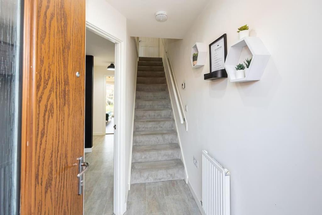 Trox - Cosy Vibes - Free Parking - Zero Fuss Appartement Manchester